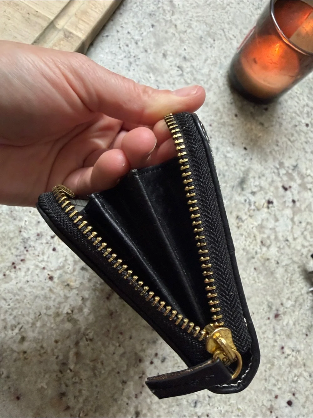 Coach Black Gold Buckle Wallet Y2K Leather Print Zipper Closure Vintage